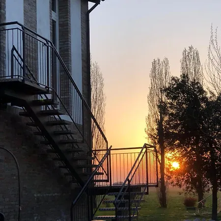 Tlcafe Hospitality ゲストハウス San Secondo Parmense