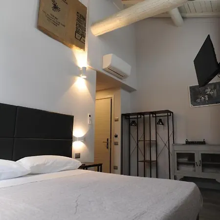 Tlcafe Hospitality Guest house San Secondo Parmense