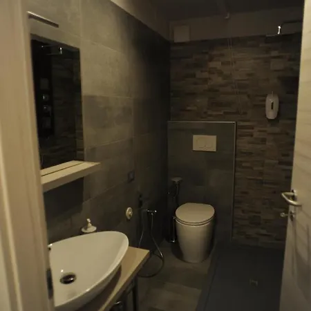 Pensión Tlcafe Hospitality San Secondo Parmense