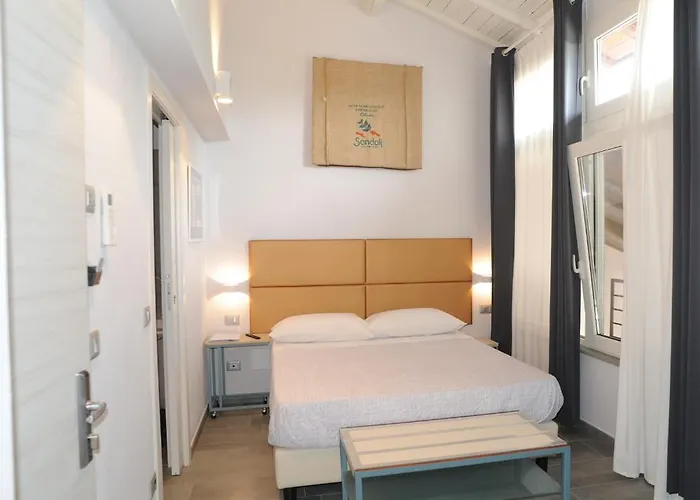 Gasthuis Tlcafe Hospitality 3*